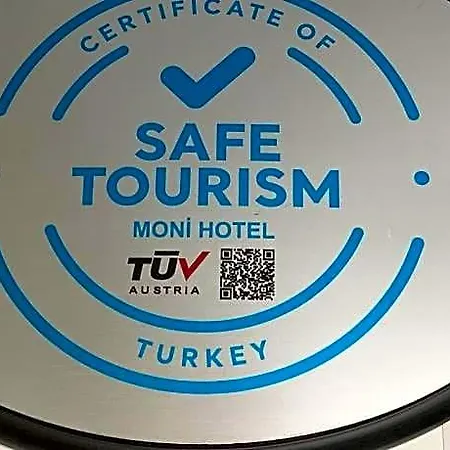 Hotel Moni 3*