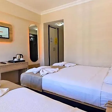 Hotel Moni